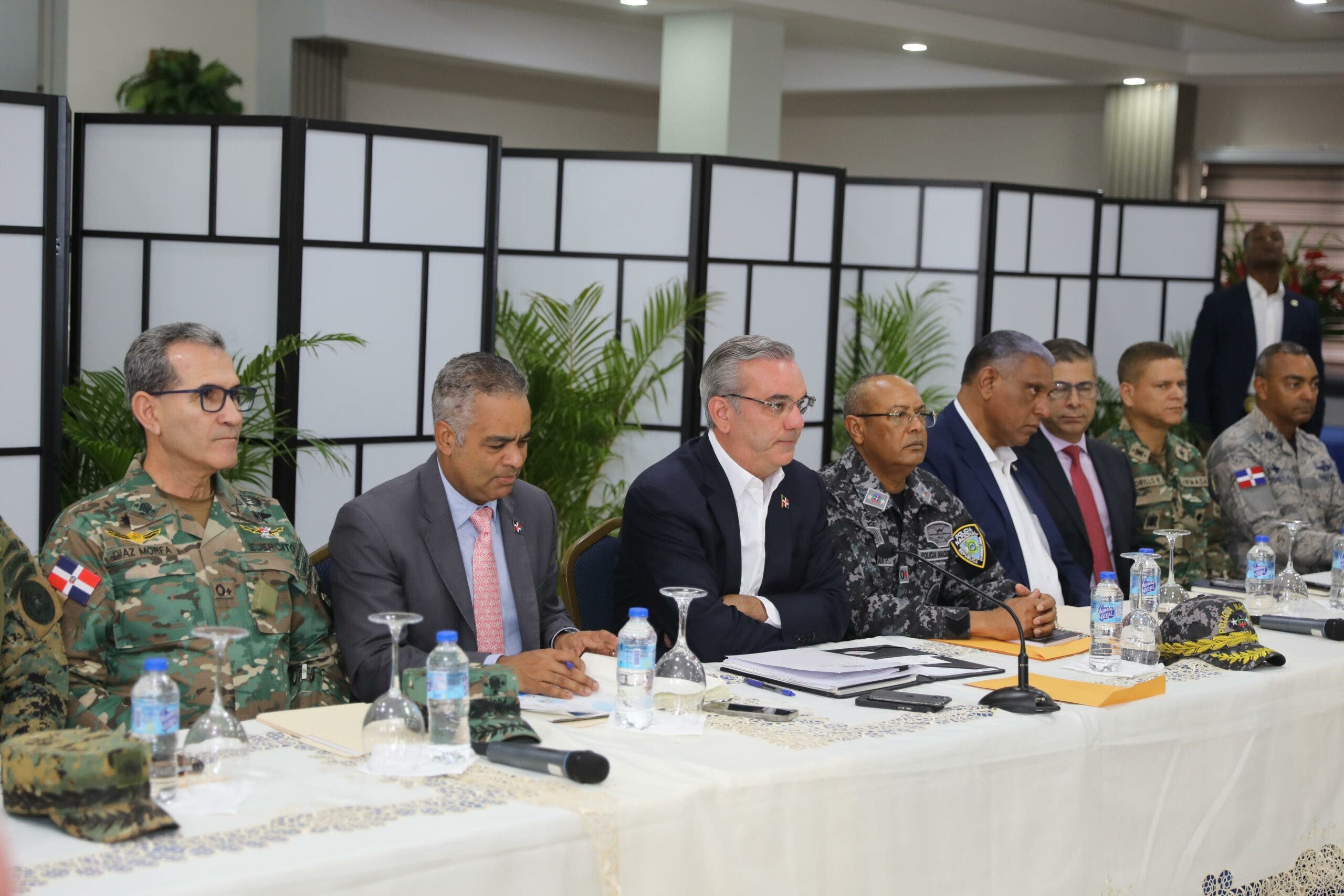 Presidente Abinader encabeza reuni&oacute;n de seguimiento al Plan de Seguridad Ciudadana