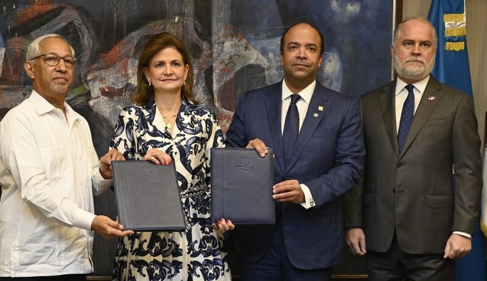 Banreservas y Minerd firman acuerdo para llevar educación financiera a los centros educativos Nacionales
