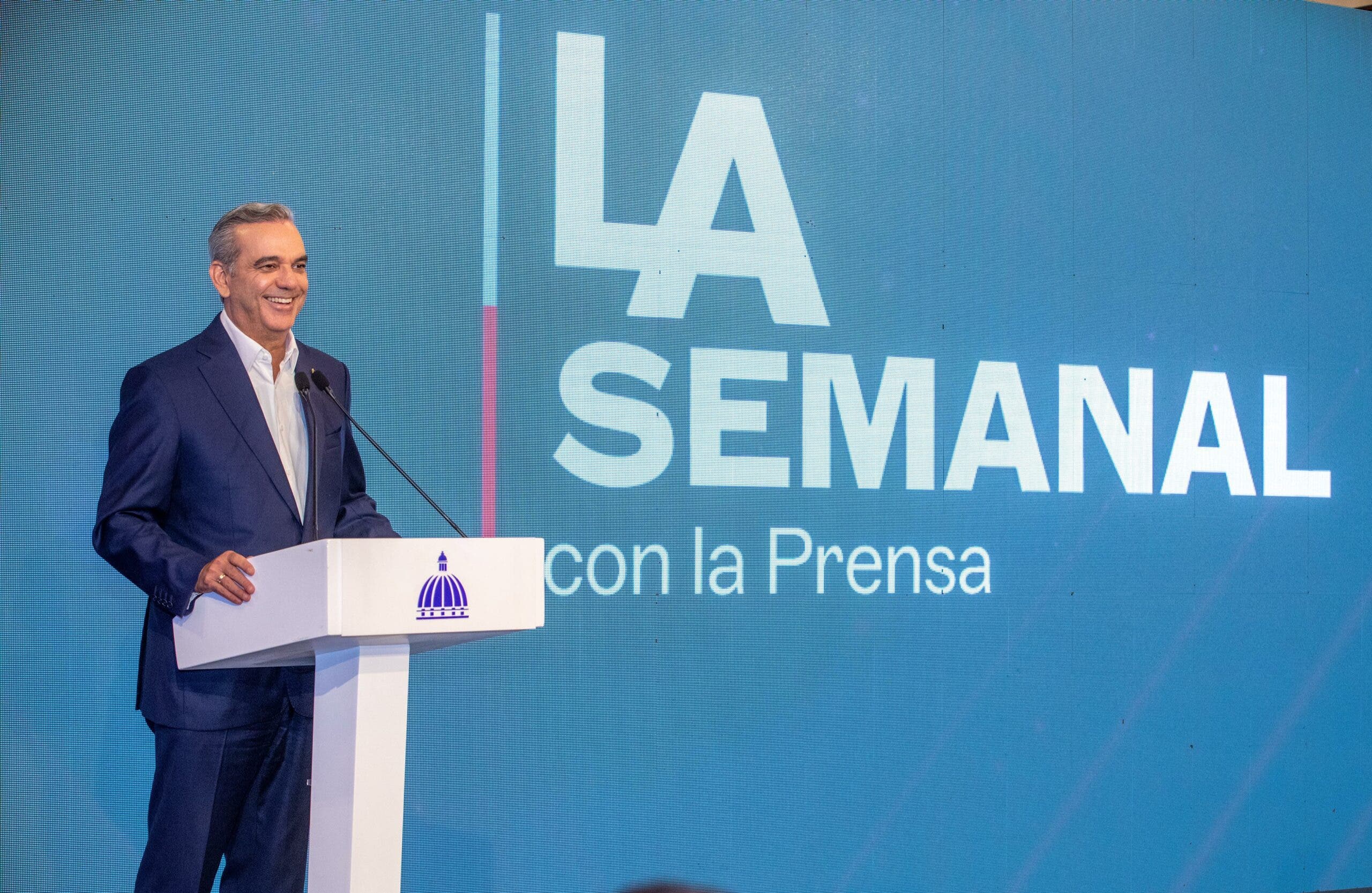 Presidente Abinader realizar&aacute; este lunes LA Semanal con la Prensa en Santiago