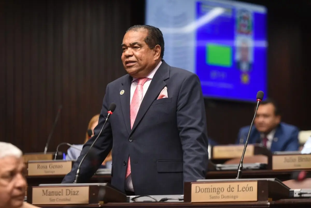 Restos del exdiputado Manuel D&iacute;az ser&aacute;n expuestos en la funeraria Blandino de la Lincoln 