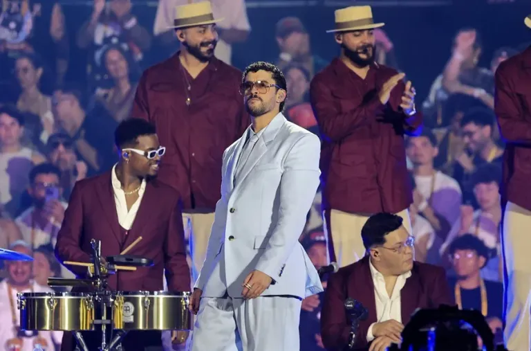 Bad Bunny concluye su gira ‘Debí tirar más fotos’ con 3,1 millones de entradas vendidas