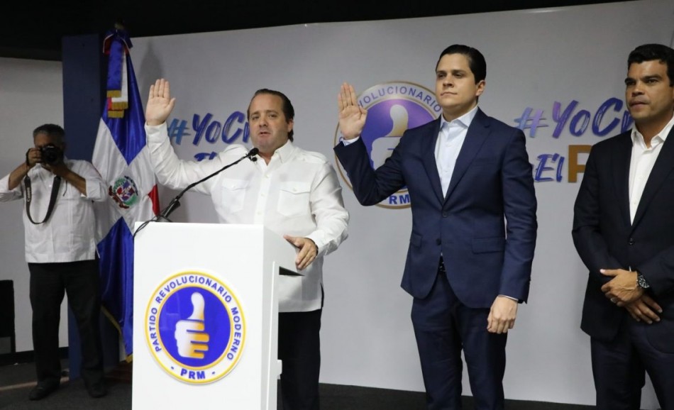 Paliza juramenta ex secretario de organizaci&oacute;n del PRD en el PRM