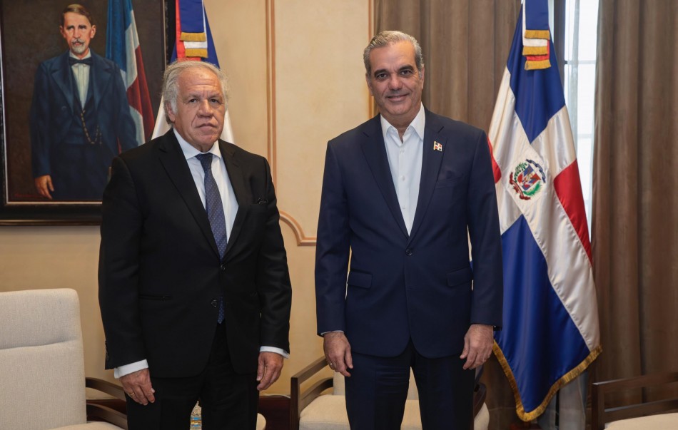 El Presidente Abinader recibe al Secretario General de la OEA Luis Almagro