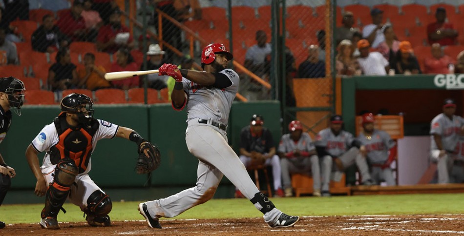 Leones consiguen d&eacute;cima victoria y extienden racha ganadora