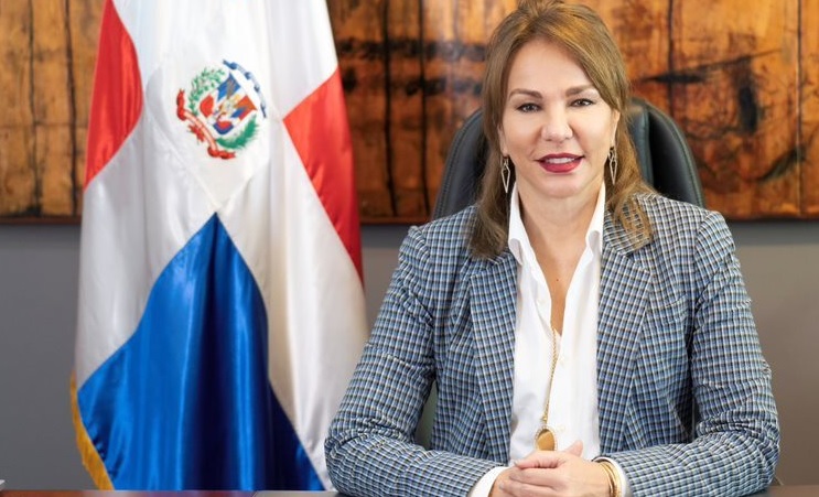 Comunicadora Milagros Germ&aacute;n renuncia al Ministerio de Cultura