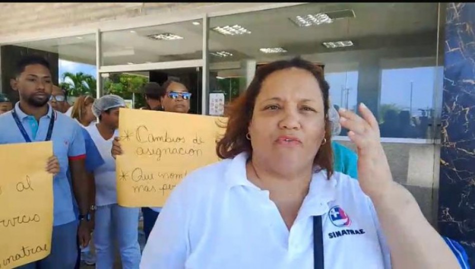 Enfermeras continúan con protestas en espera de respuesta del Gobierno