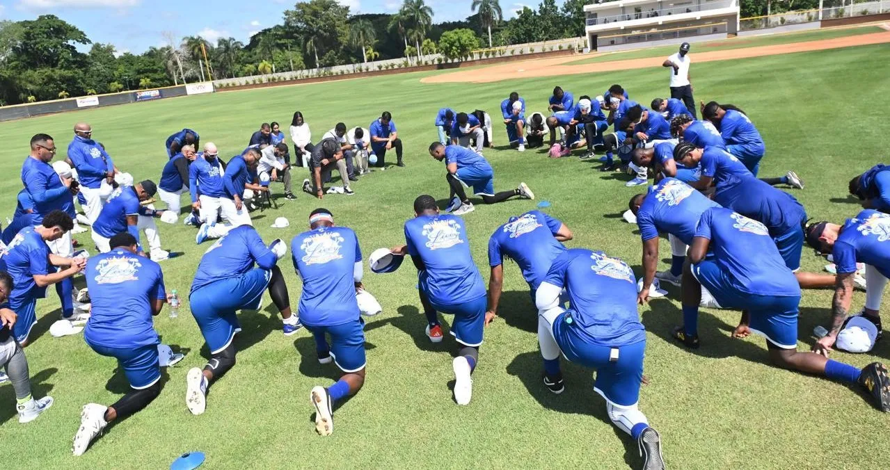 Licey, Gigantes y &Aacute;guilas inician sus entrenamientos