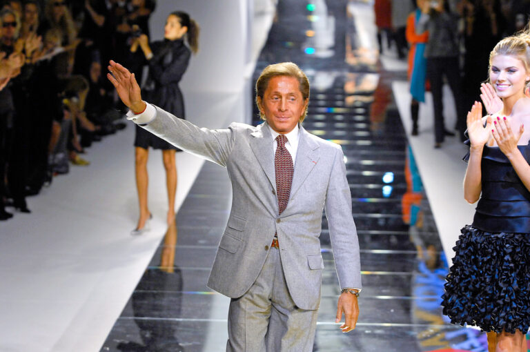 Fallece Valentino Garavani, leyenda de la alta costura italiana, a los 93 a&ntilde;os