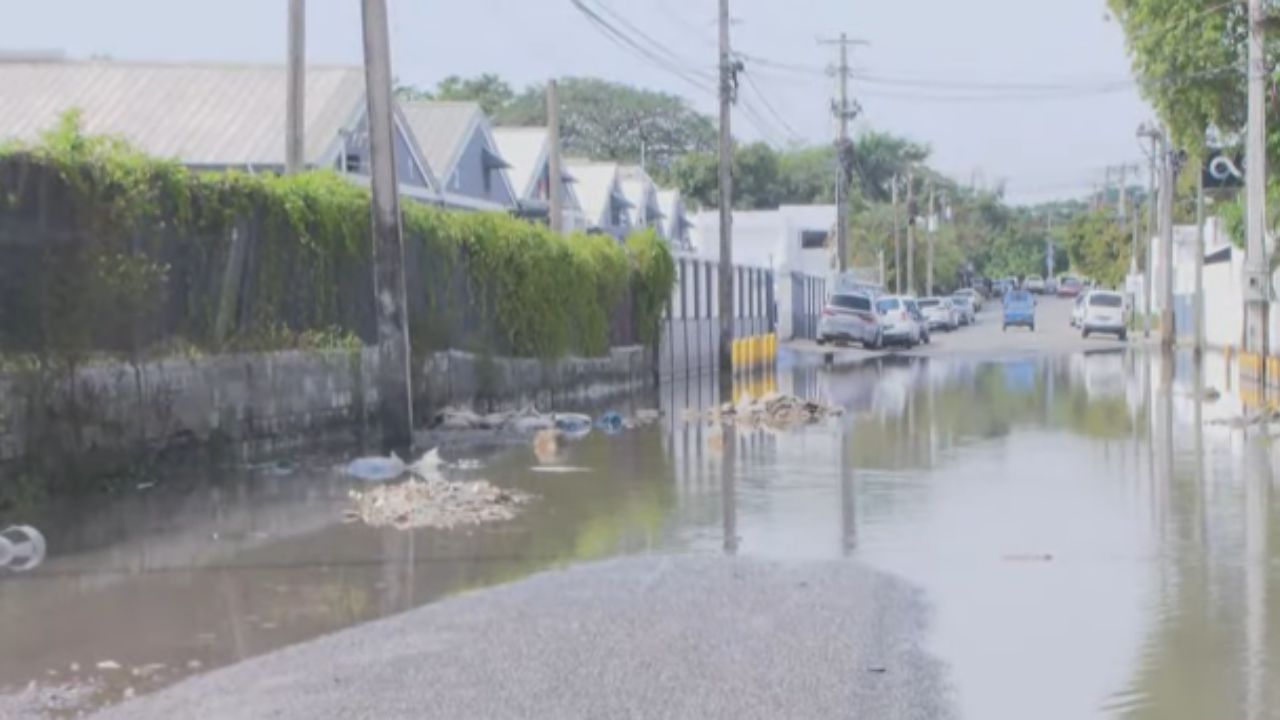 Ciudadanos temen inundaciones por lluvias