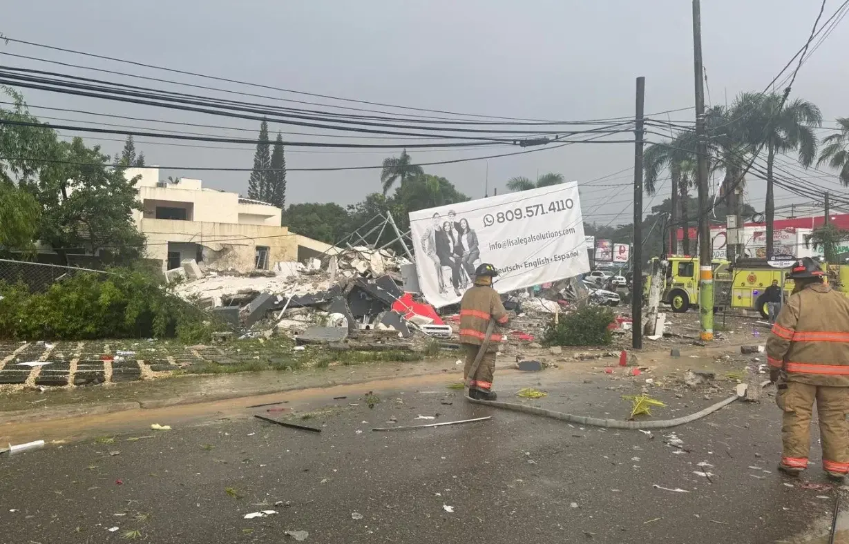 Autoridades investigan el origen de la explosi&oacute;n de tanque de gas en Sos&uacute;a