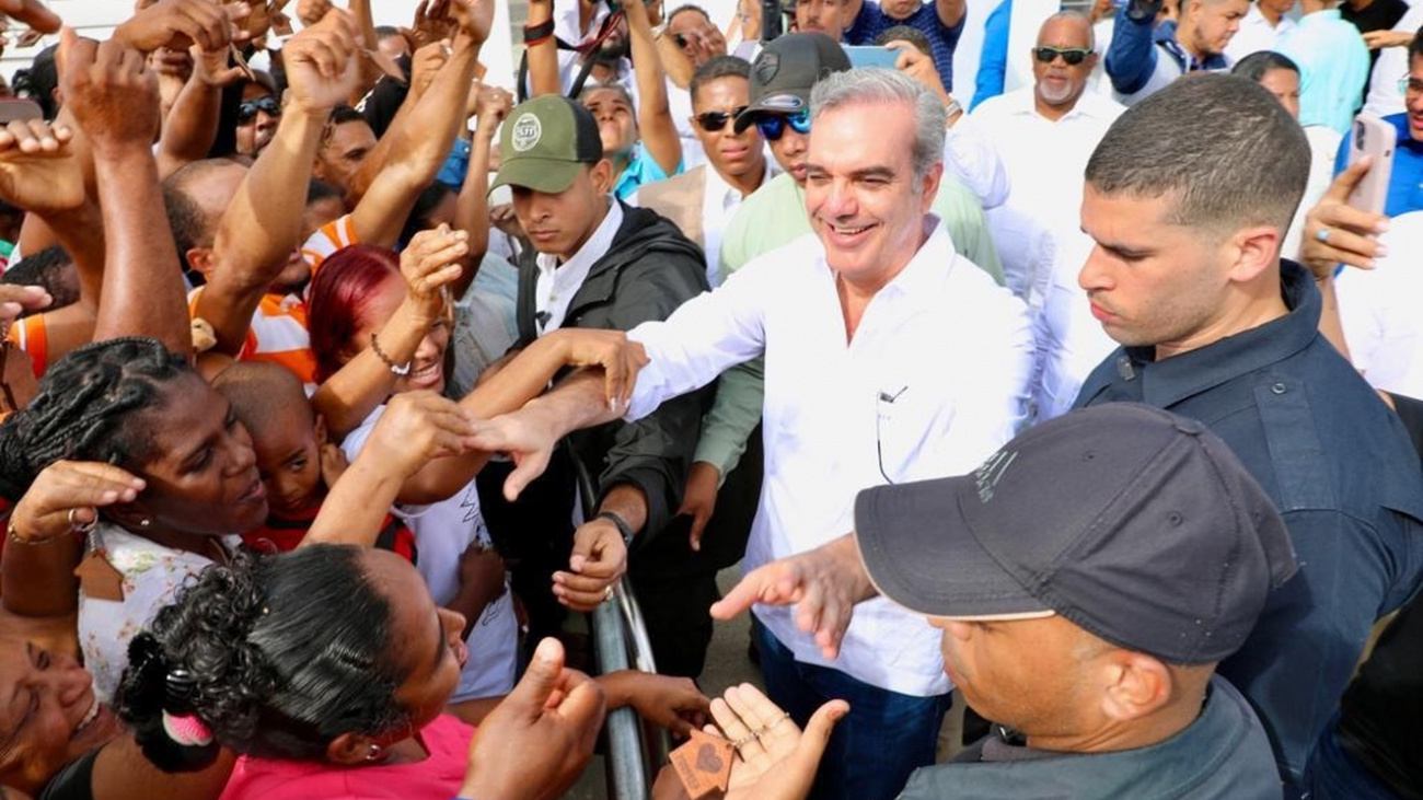 Abinader encabezar&aacute; caravanas en cuatro provincias dominicanas