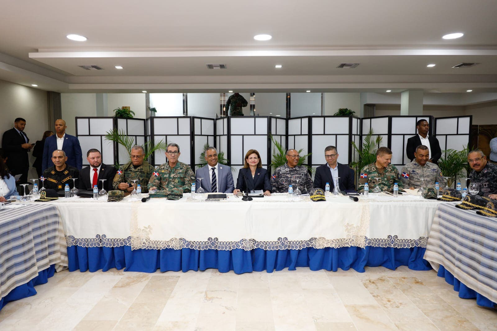 Vicepresidenta encabeza reuni&oacute;n de seguimiento al Plan de Seguridad Ciudadana