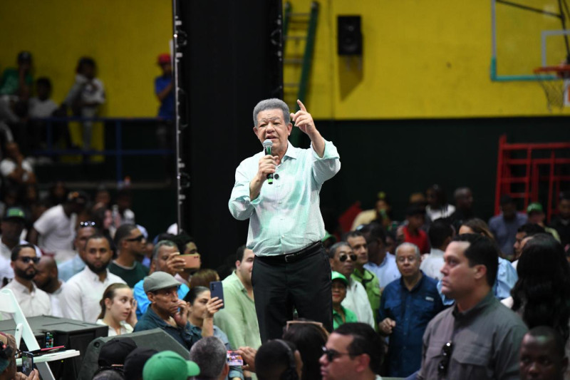Leonel Fernández promete mayor participación de la juventud para las elecciones de 2028