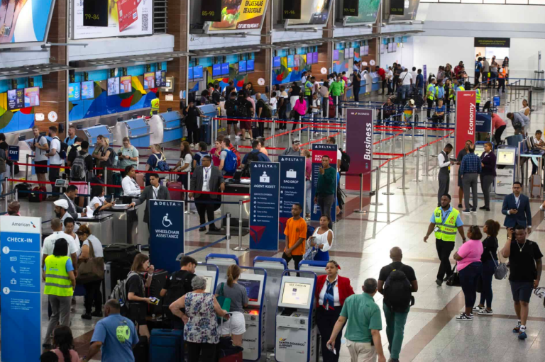 Aerodom explica apag&oacute;n del AILA fue causado por cortocircuito 