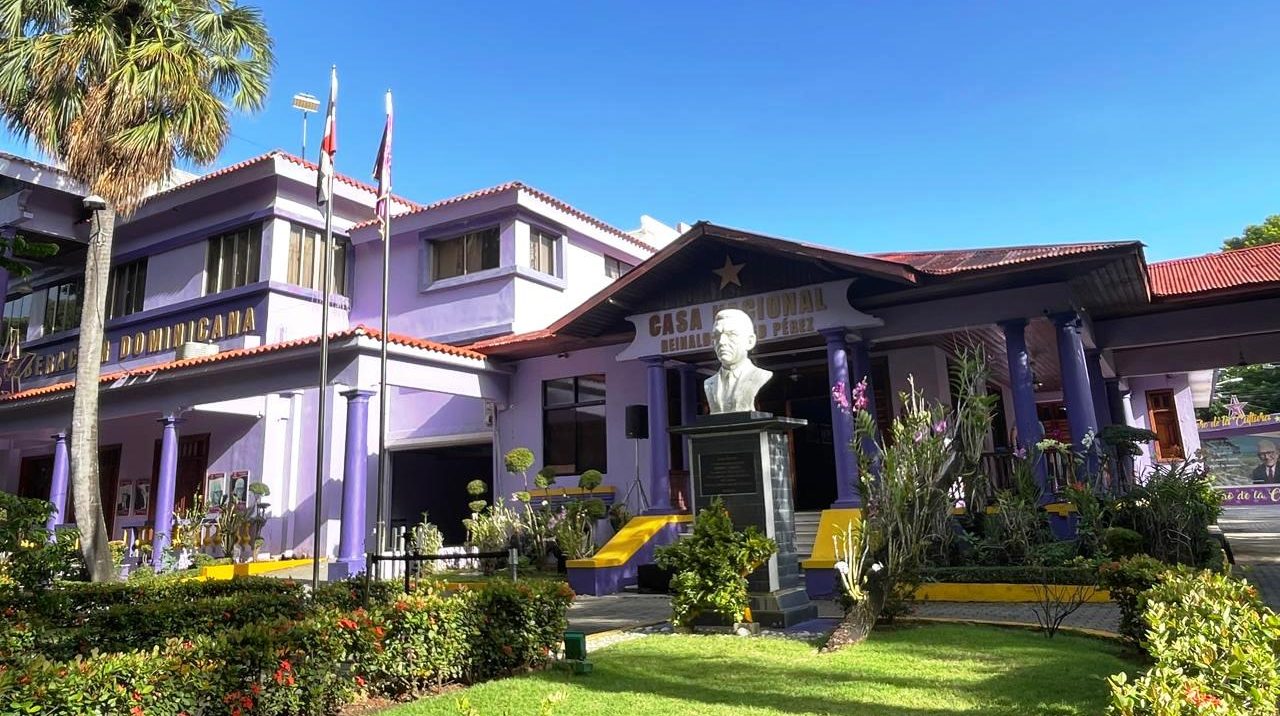 PLD prev&eacute; un panorama &laquo;t&eacute;trico&raquo; para el sector el&eacute;ctrico en 2025