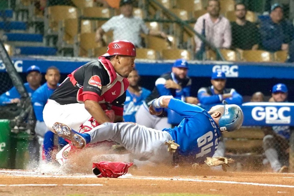 Tigres empata 2-2 la serie final de la Liga Dominicana de B&eacute;isbol