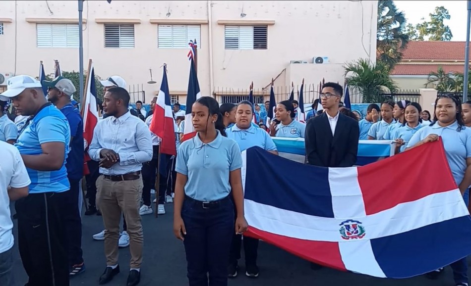 Autoridades celebran el 212 aniversario del natalicio de Juan Pablo Duarte, en Azua