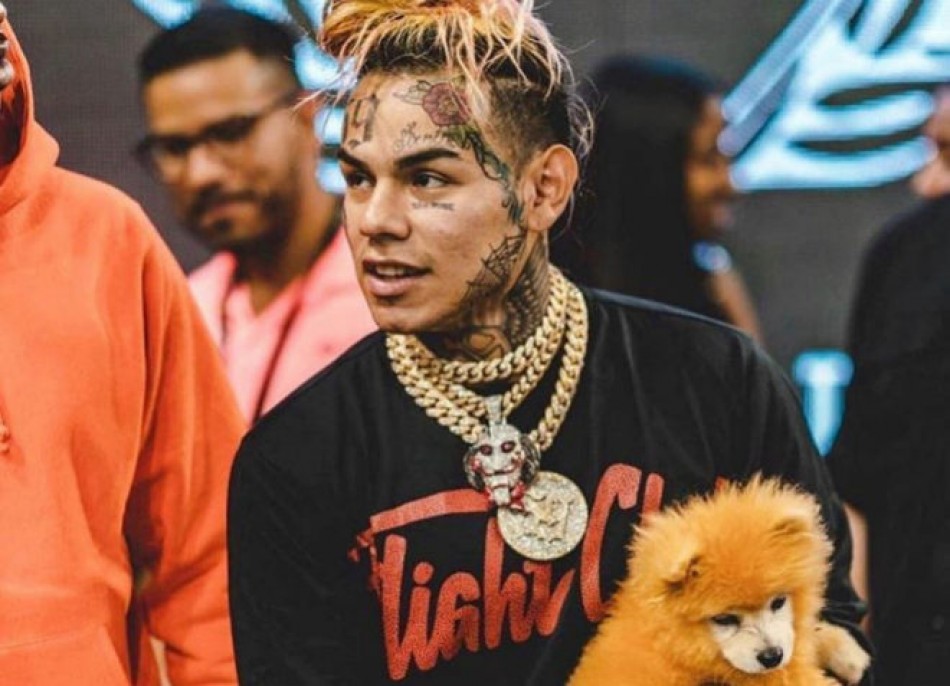 El rapero 6ix9ine celebra compartir prisi&oacute;n con Maduro y Luigi Mangione