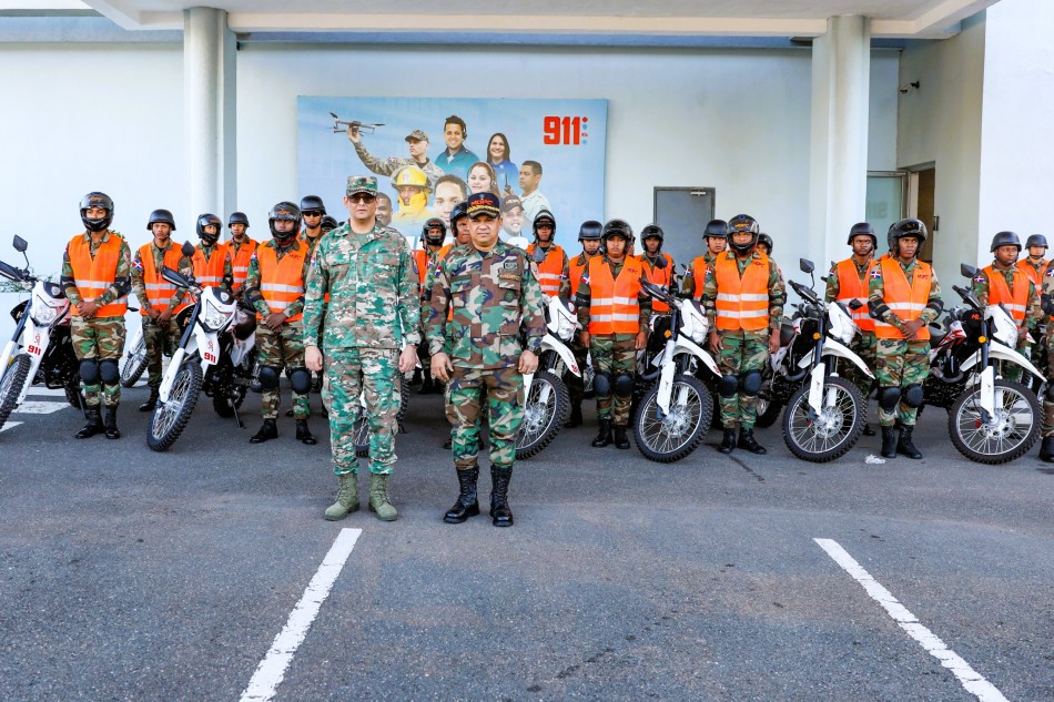 9-1-1 entrega 18 nuevas motocicletas a COMIPOL para fortalecer la asistencia vial