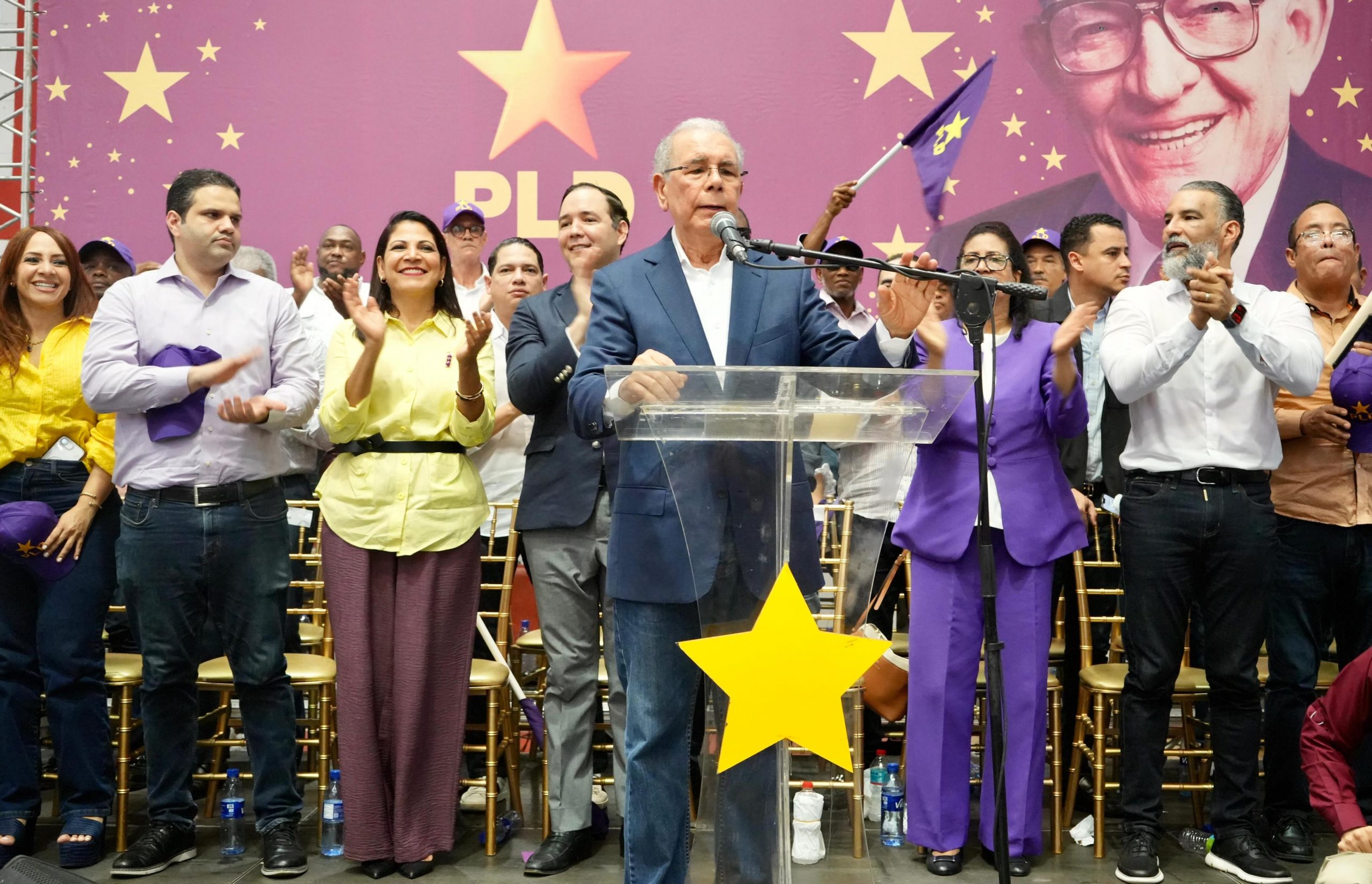 Medina y Pujols encabezan asamblea PLD el domingo DN