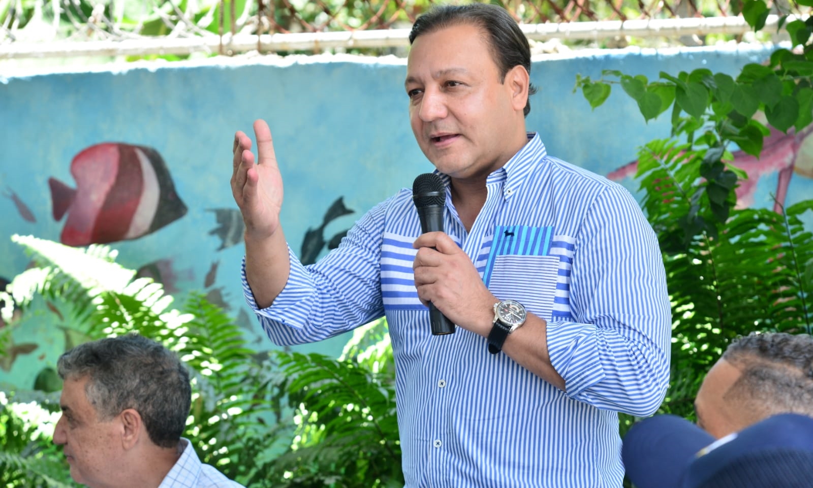 Abel Mart&iacute;nez pide renuncia del gabinete el&eacute;ctrico del Gobierno
