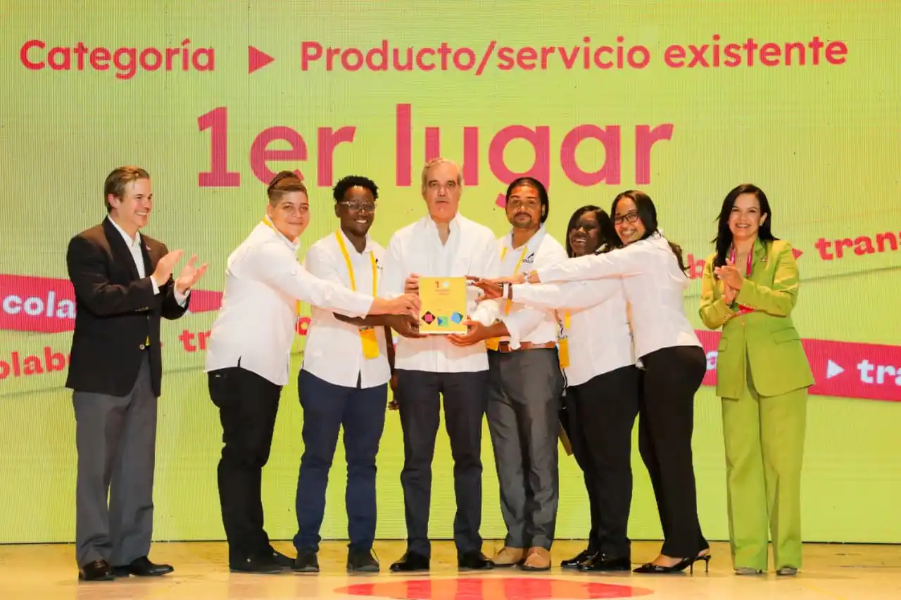 Luis Abinader valora República de Ideas como motor de innovación y participación