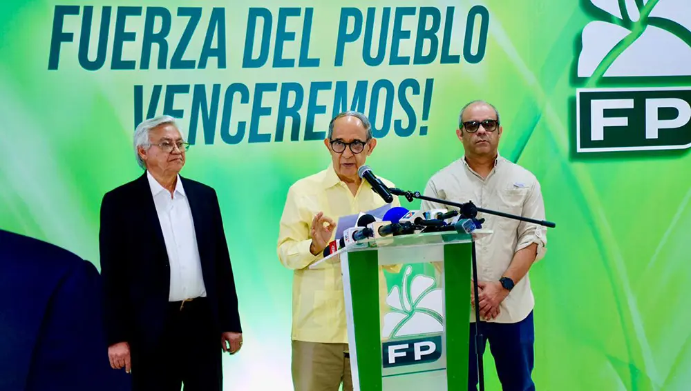 La FP denuncia sobrecostos y retrasos en obras del Gobierno