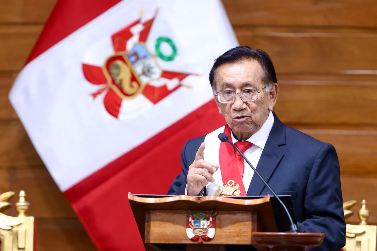 Jos&eacute; Mar&iacute;a Balc&aacute;zar, nuevo presidente interino de Per&uacute;