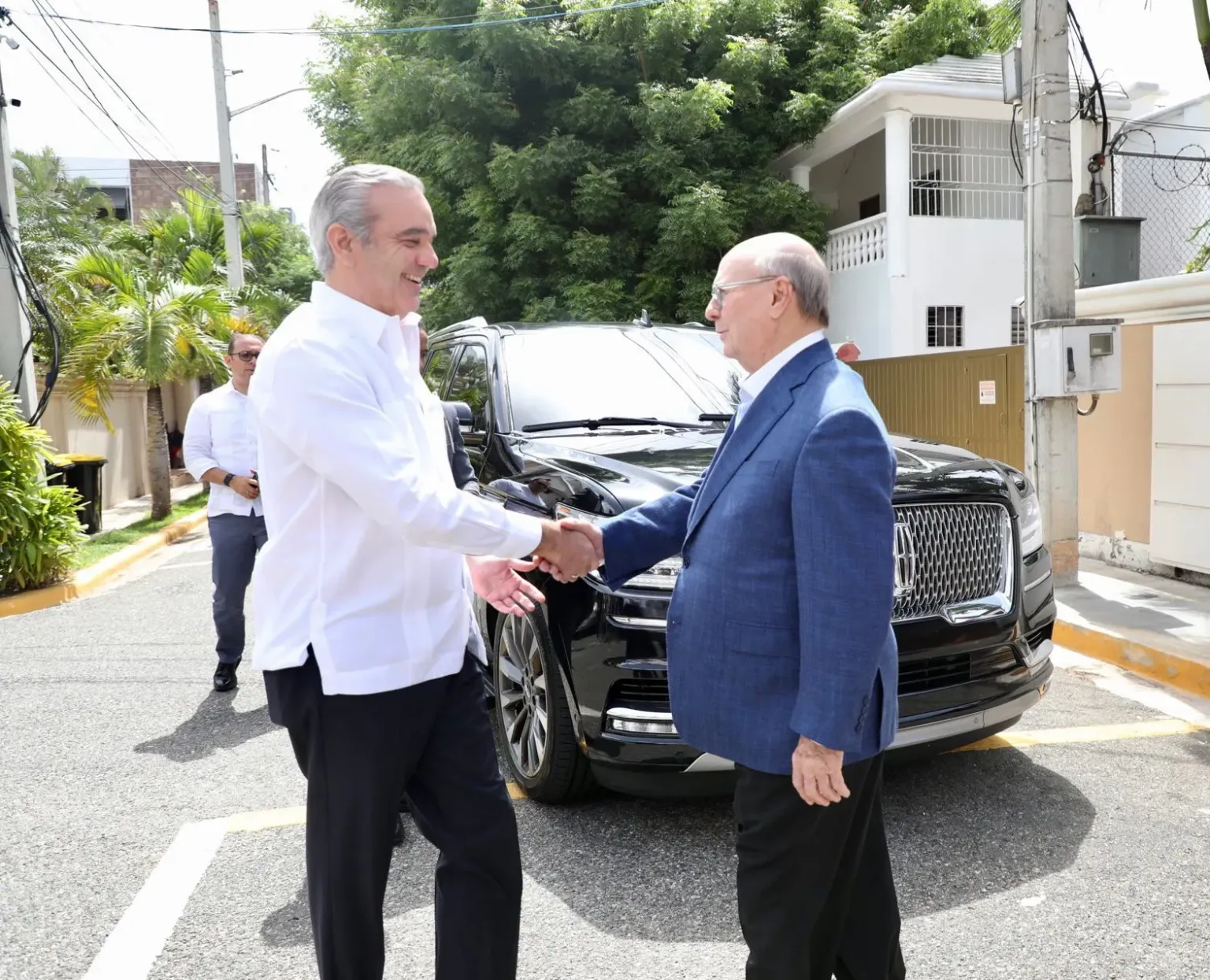 Hipólito respalda el llamado de Luis Abinader en un acuerdo nacional ante crisis