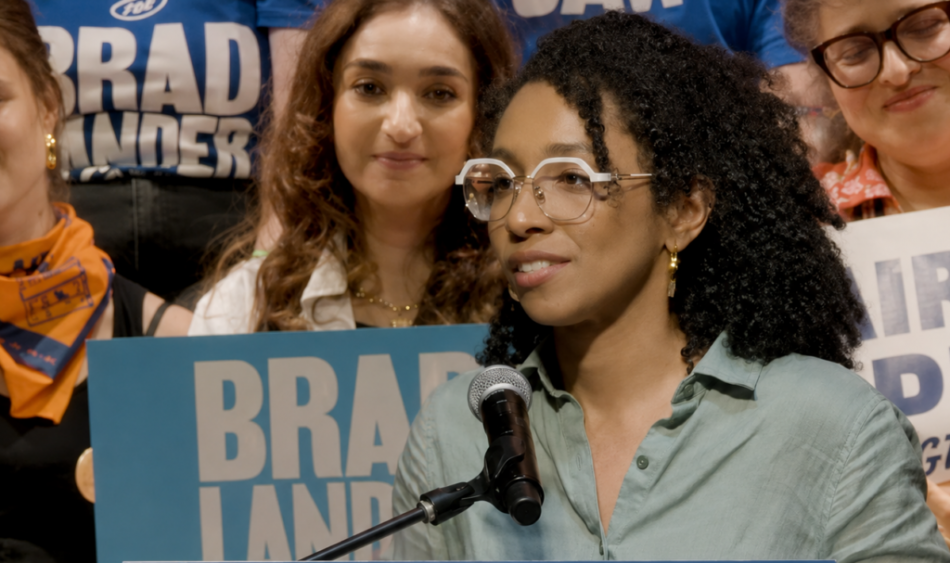 Darializa Ávila mantiene ventaja sobre Adriano Espaillat con el 82 % de los votos escrutados en Nueva York