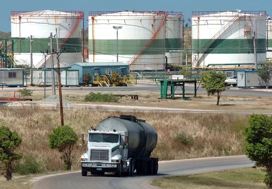 EEUU impone sanciones a la petrolera estatal de Cuba