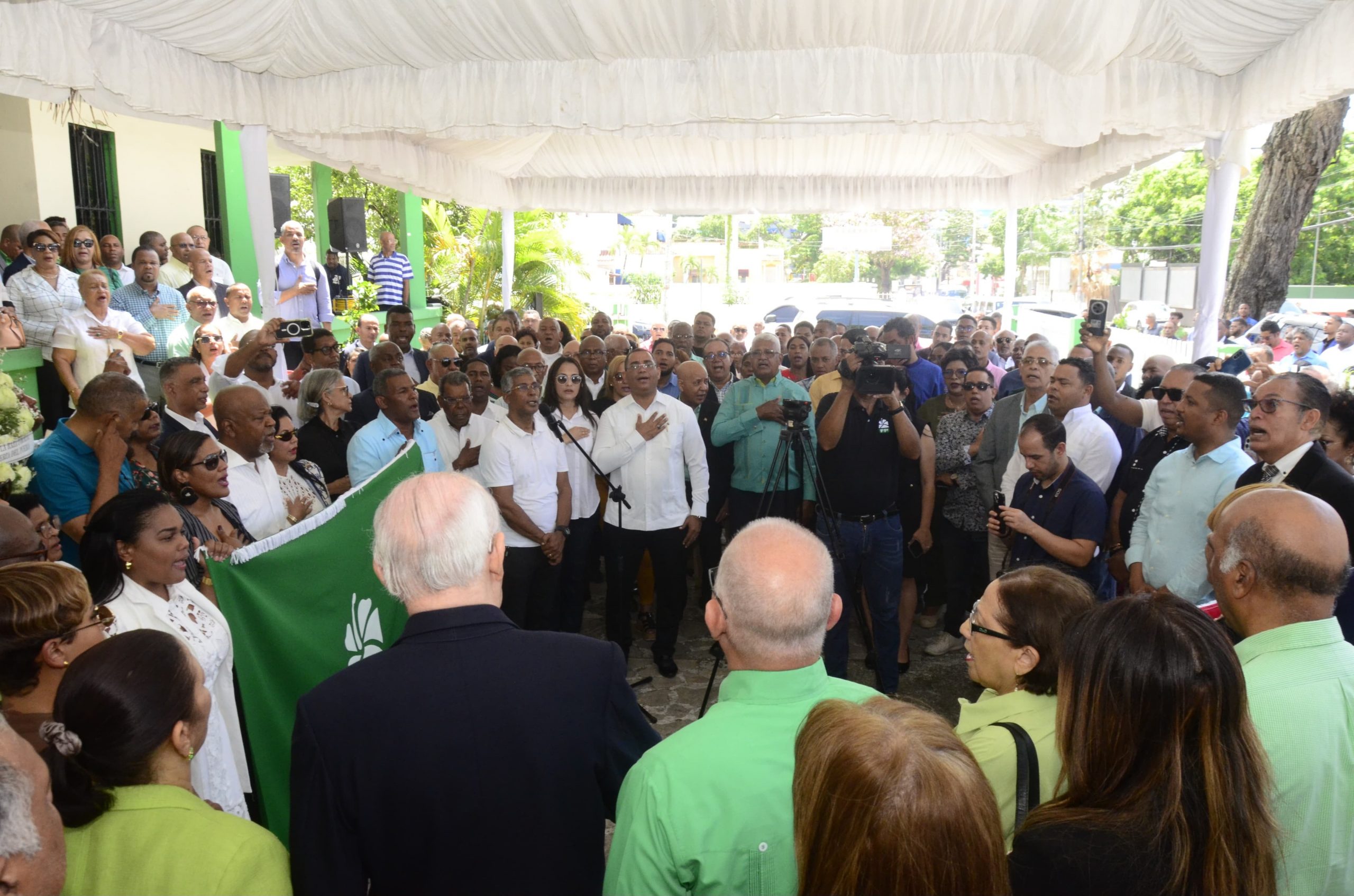 FP conmemora 67 aniversario de la gesta del 14 de Junio