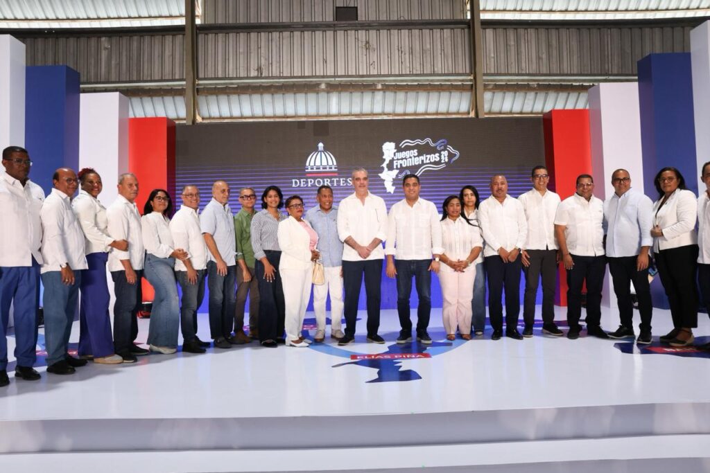 Presidente Luis Abinader y ministro Kelvin Cruz inauguran Juegos Fronterizos 2026