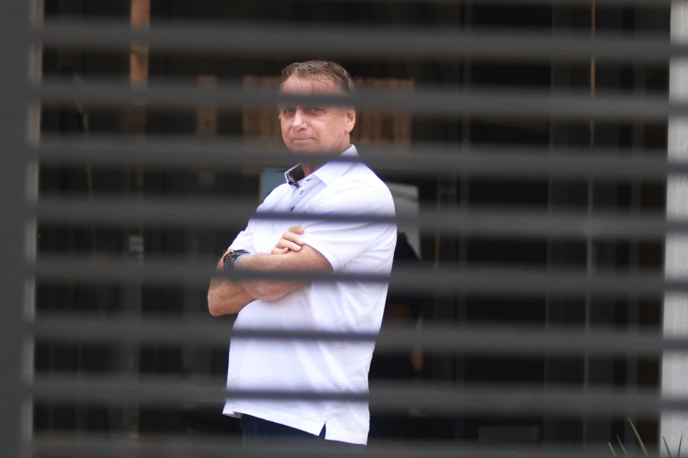 Jair Bolsonaro intent&oacute; romper su tobillera electr&oacute;nica para fugarse