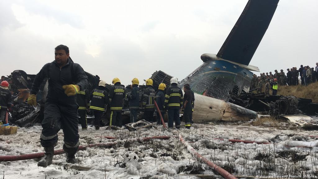 68 muertos confirmados al caer un avi&oacute;n hoy en el centro de Nepal