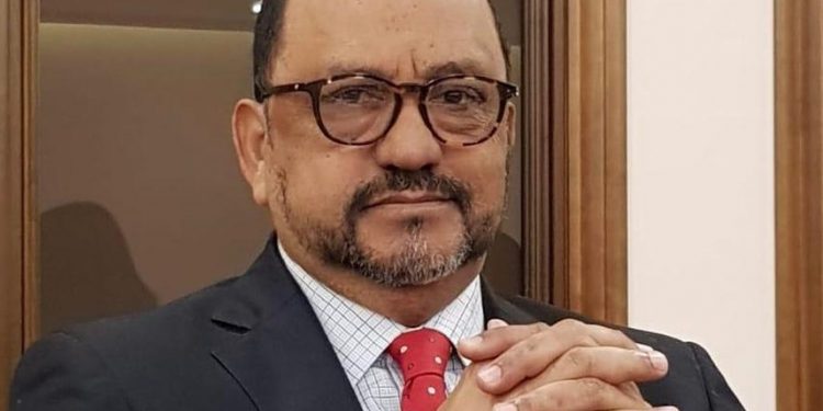 Consultor jur&iacute;dico: Abinader no impondr&aacute; reforma constitucional