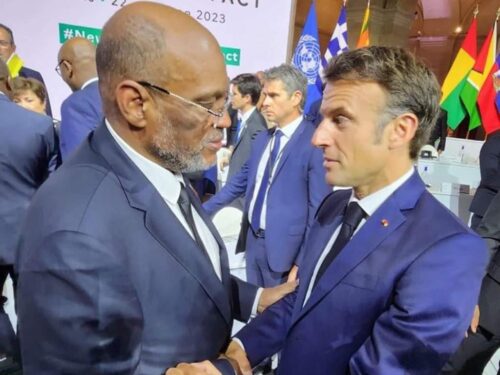 Primer ministro haitiano conversa con Macron en la cumbre de Par&iacute;s