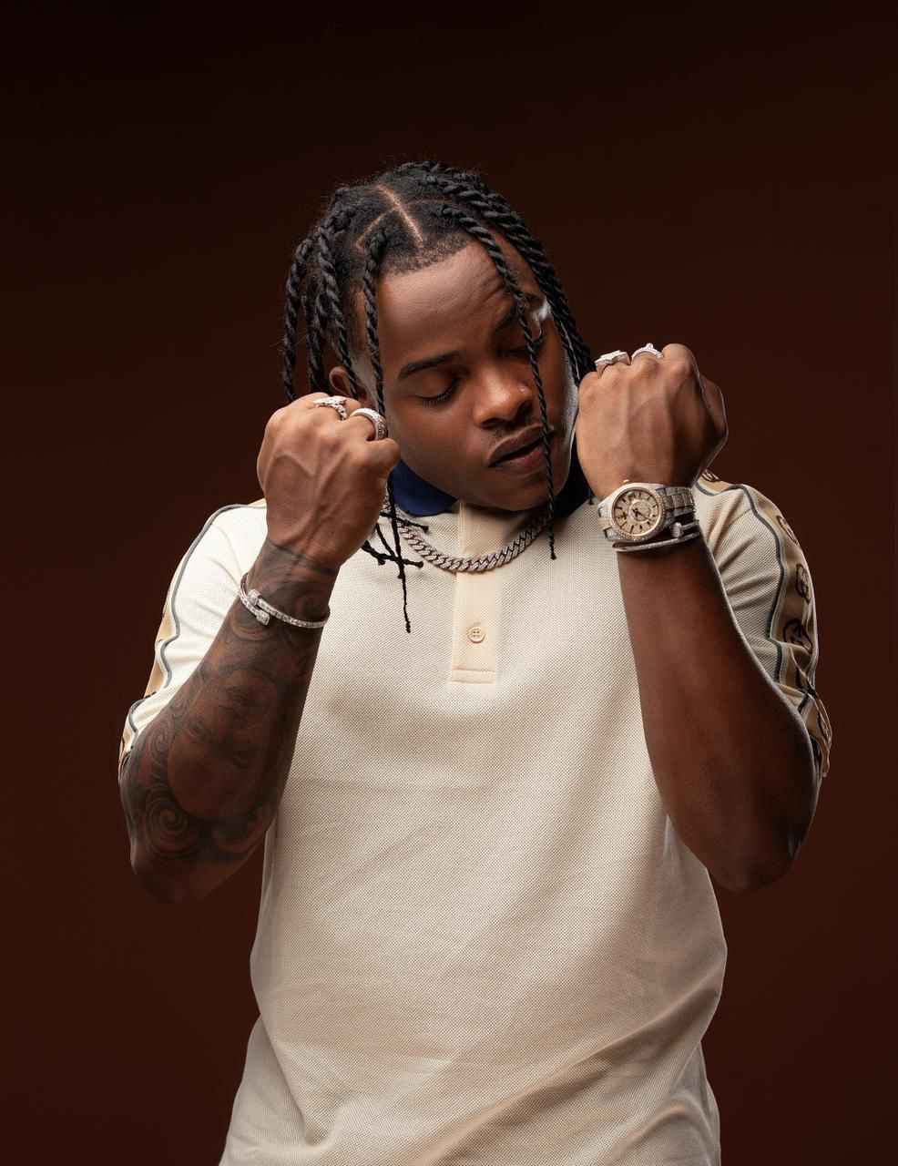 Braulio Fog&oacute;n despide el 2023 &ldquo;R&aacute;pido&rdquo; nombre de su nuevo sencillo musical 