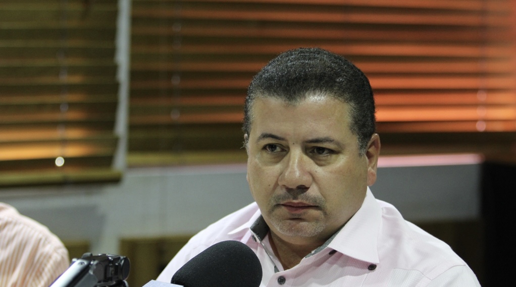 Tres miembros del Comit&eacute; Pol&iacute;tico del PLD pasar&aacute;n a la Fuerza del Pueblo, revela C&eacute;sar Fern&aacute;ndez