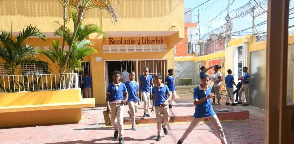 Escuelas que no abrieron porque fueron dañadas por las lluvias