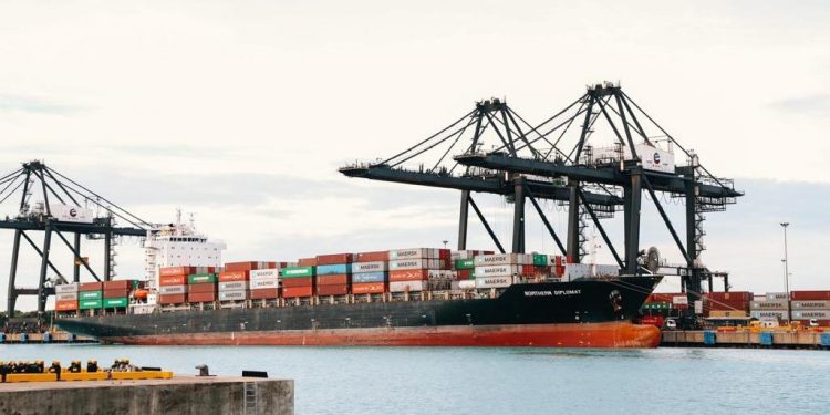 Aduanas: ingreso en enero fue el segundo m&aacute;s alto, pese ca&iacute;da 2.7%