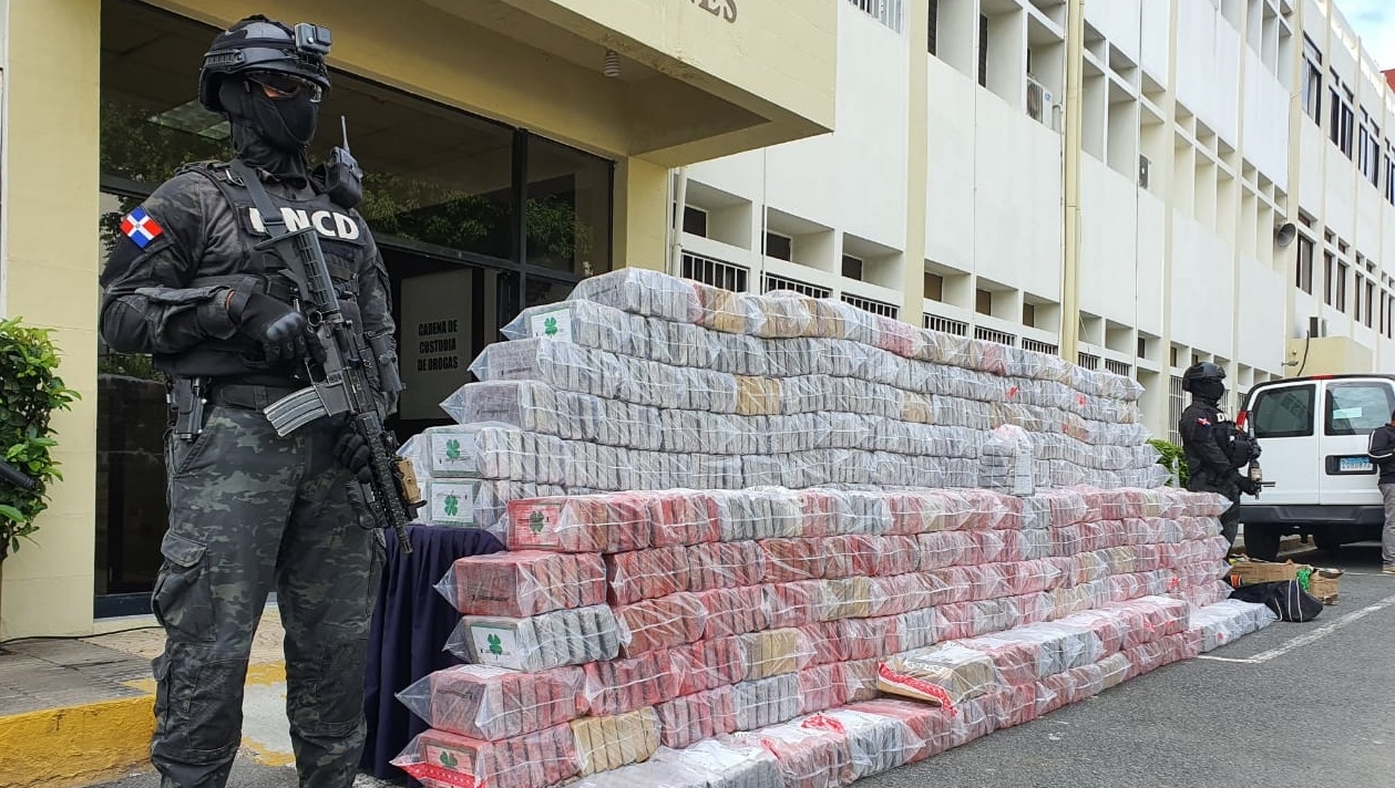 Confiscan 1.4 toneladas coca&iacute;na en dos operativos Rep. Dominicana