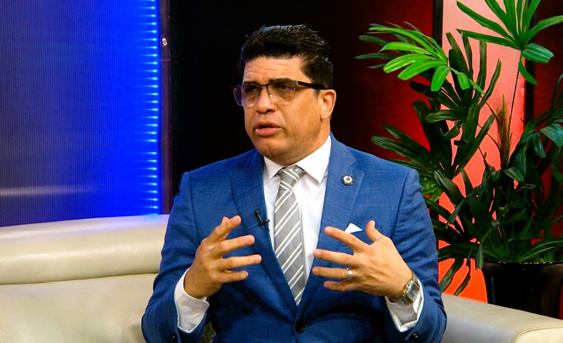 D&iacute;o Astacio reitera desarrollar&aacute; plan estrat&eacute;gico &iacute;ntegro con todas las comunidades de SDE