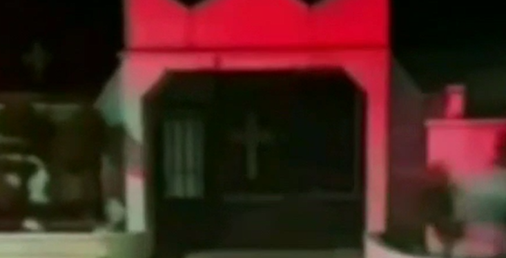 Joven causa p&aacute;nico tras aparecer en el cementerio y ser confundido muerto