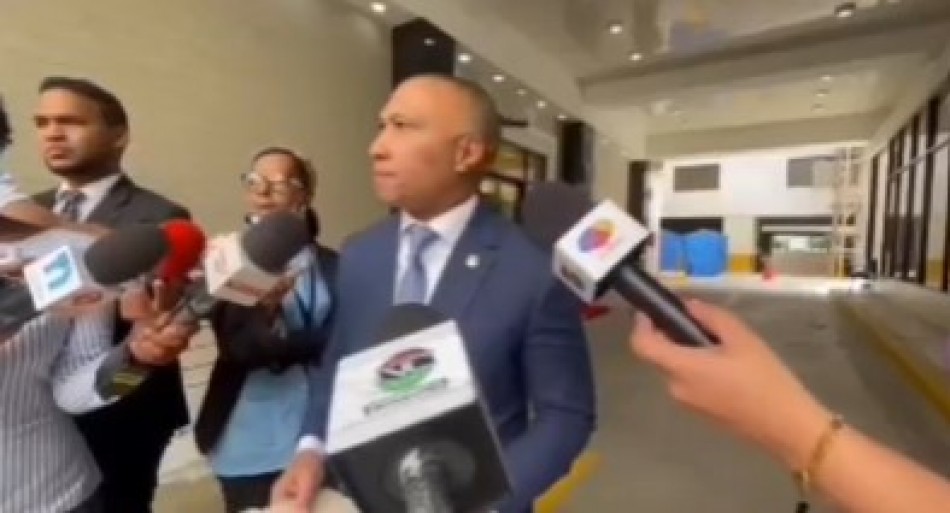 El Diputado por la circunscripci&oacute;n No.01 de SDE Juan Echavarria habl&oacute; sobre su salida del hemiciclo