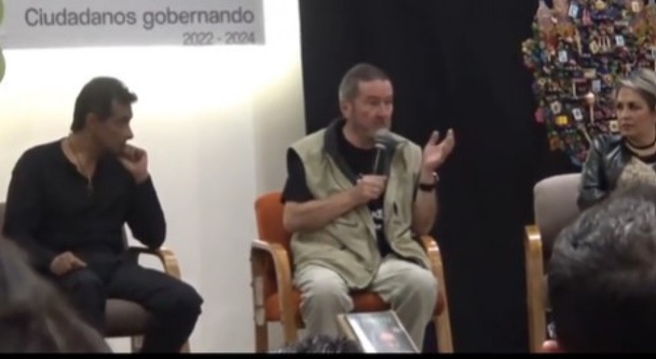 Lo que dice J J Benitez Caballo de Troya se aproxima asteroides de 28 kilometros de longitud  que impactaria al oeste de la Bermudas