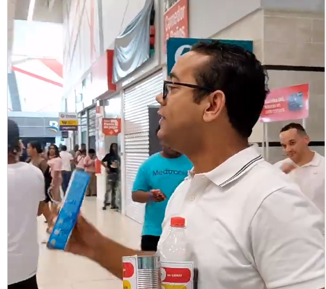 Jhonatan Liriano pide a la poblaci&oacute;n comer sano , comer bien para vivir mejor
