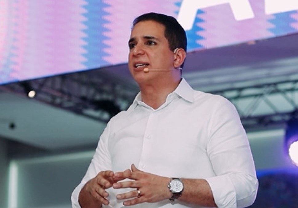 Proclaman a V&iacute;ctor Fadul como candidato a alcalde por Santiago