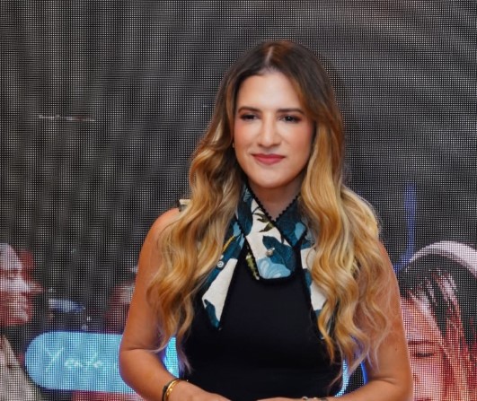 Nathalie Hazim &ldquo;&Iacute;ntimamente ac&uacute;stico&rdquo; para celebrar San Valent&iacute;n en el escenario