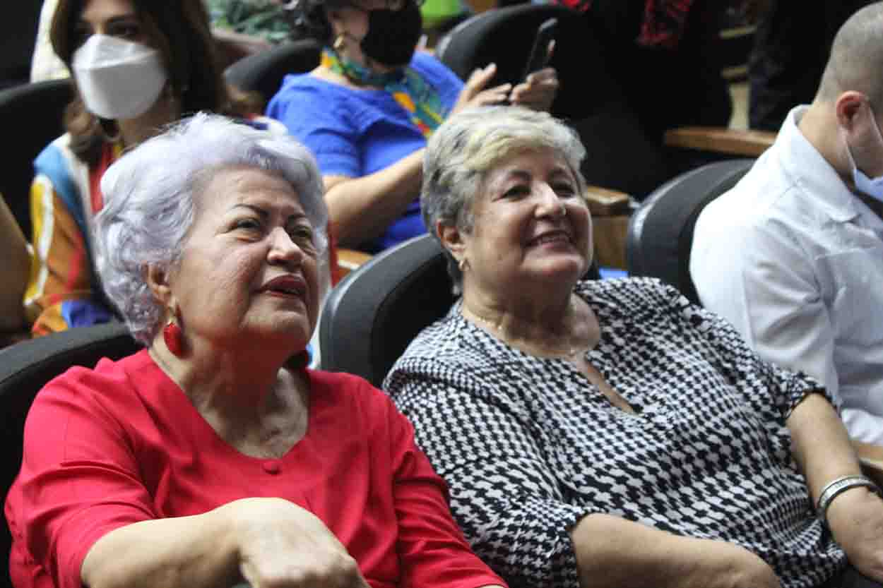  Rinden Homenaje a Maximiliano G&oacute;mez 